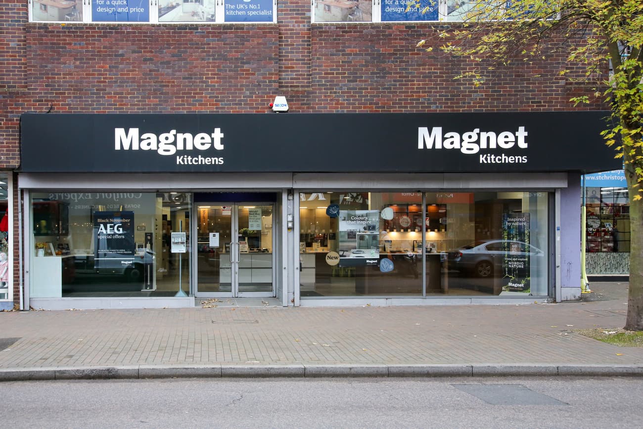 Magnet Kitchens