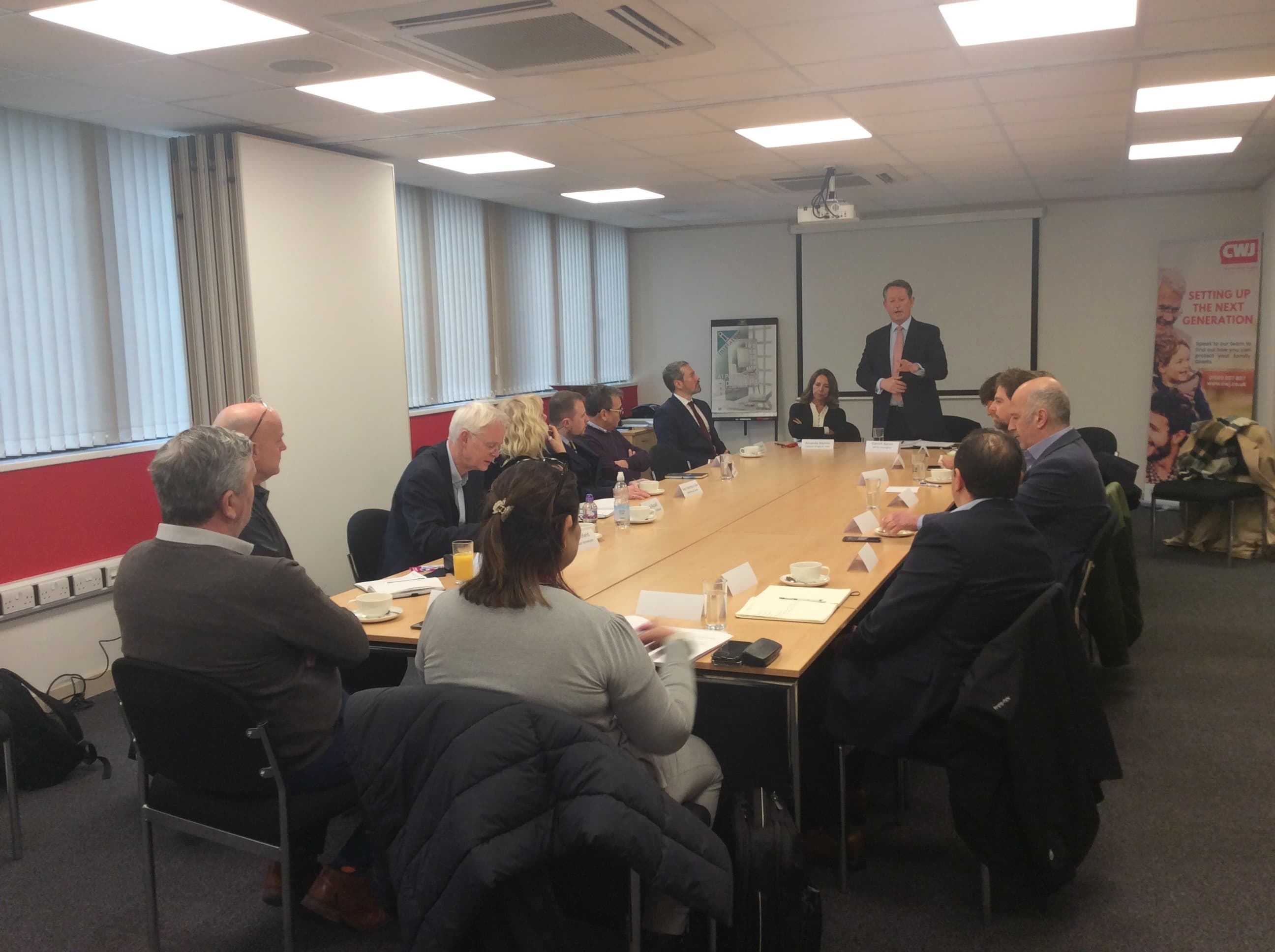 Businesses get around the table with Gareth Bacon MP